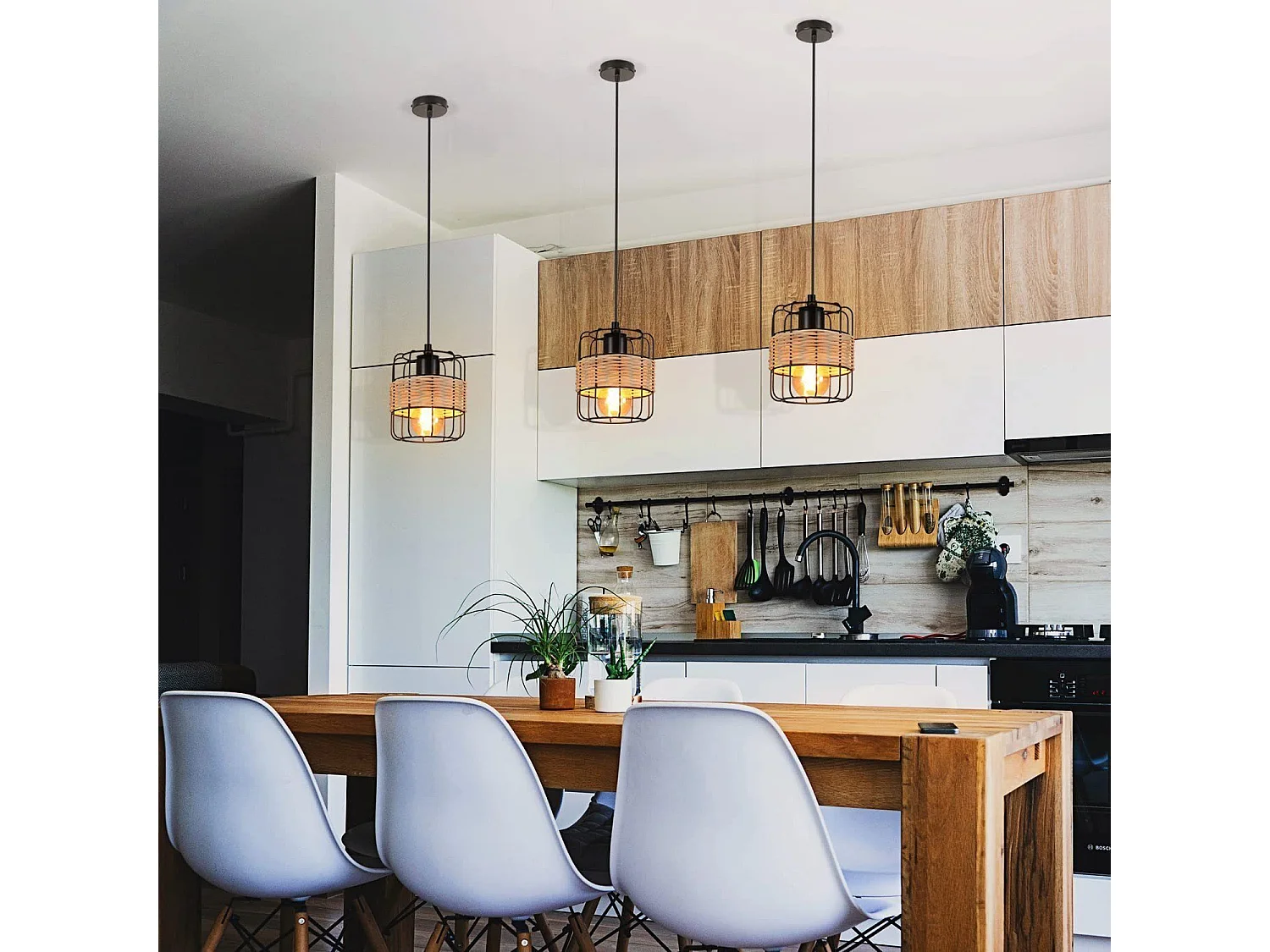 NETTLIFE Suspension E27 Noir Vintage Rotin Boho Métal Bois Lampe de Cuisine Bambou Naturel Abat-Jour Panier pour Salle à Manger Salon