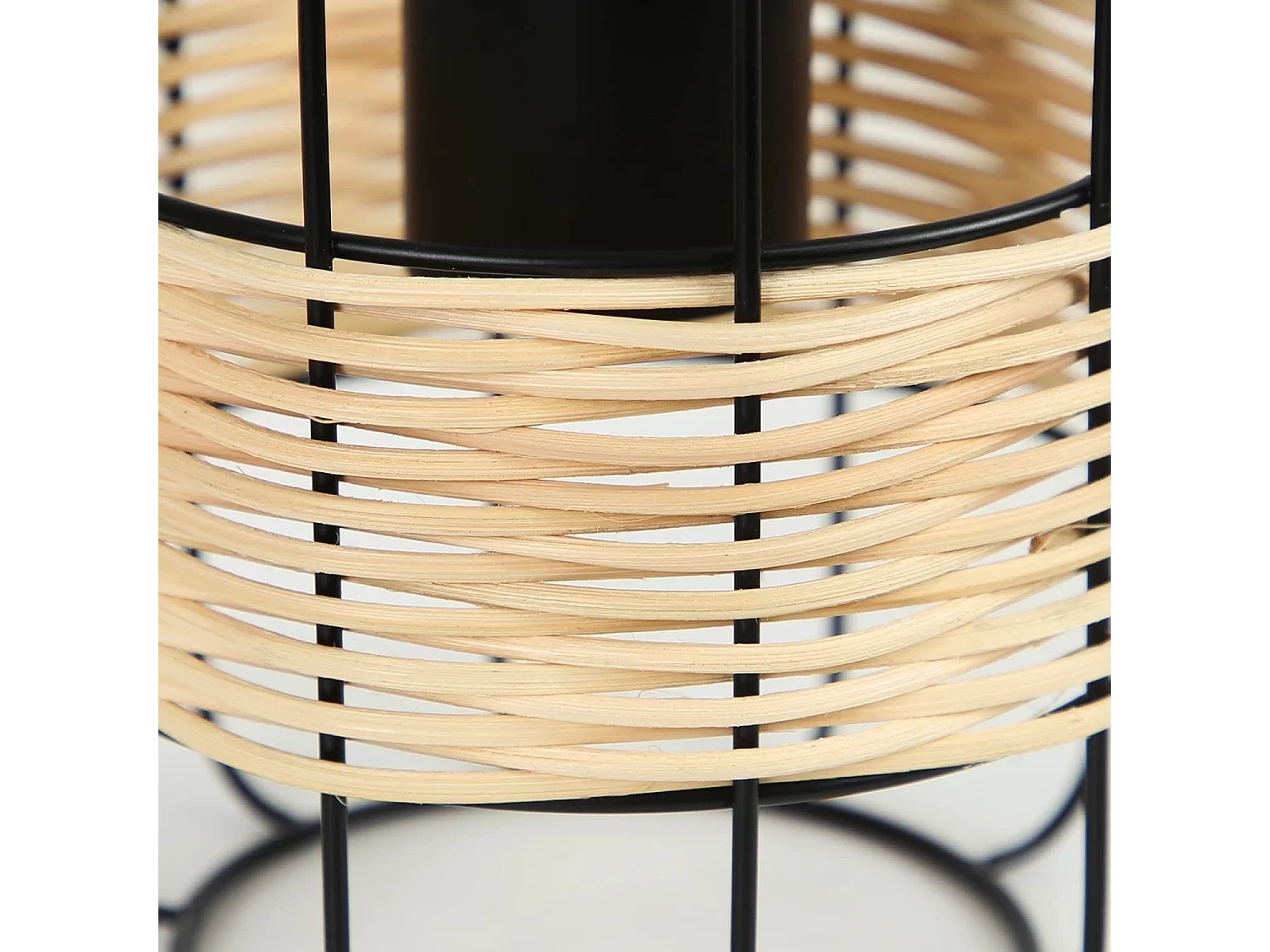 NETTLIFE Suspension Métal Noir Diam.25cm E27 Vintage Rustique Rond 3 Ampoules Rétro Rotin Lampe de Salon Métal Naturel pour Salle à Manger Chambre