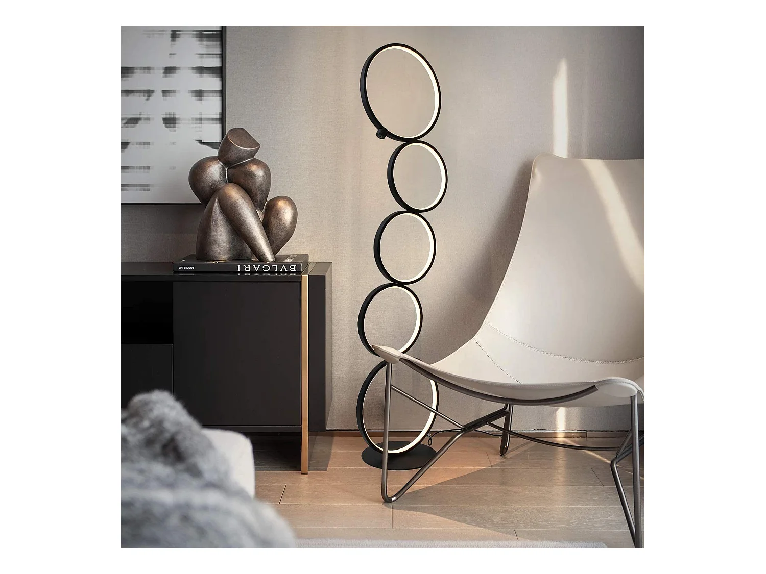 NETTLIFE Lampadaire Moderne LED Dimmable 32W Touch Switch Lampadaire Blanc Chaud 3000K Aluminium 5-flamme Anneau Noir Lampadaire