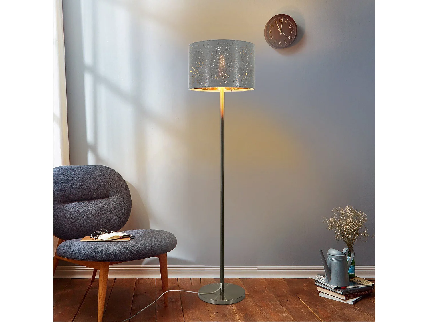 NETTLIFE Lampadaire Salon moderne - Lampe sur pied avec abat-jour en tissu gris or design étoile 144cm avec interrupteur à pied E27 et prise