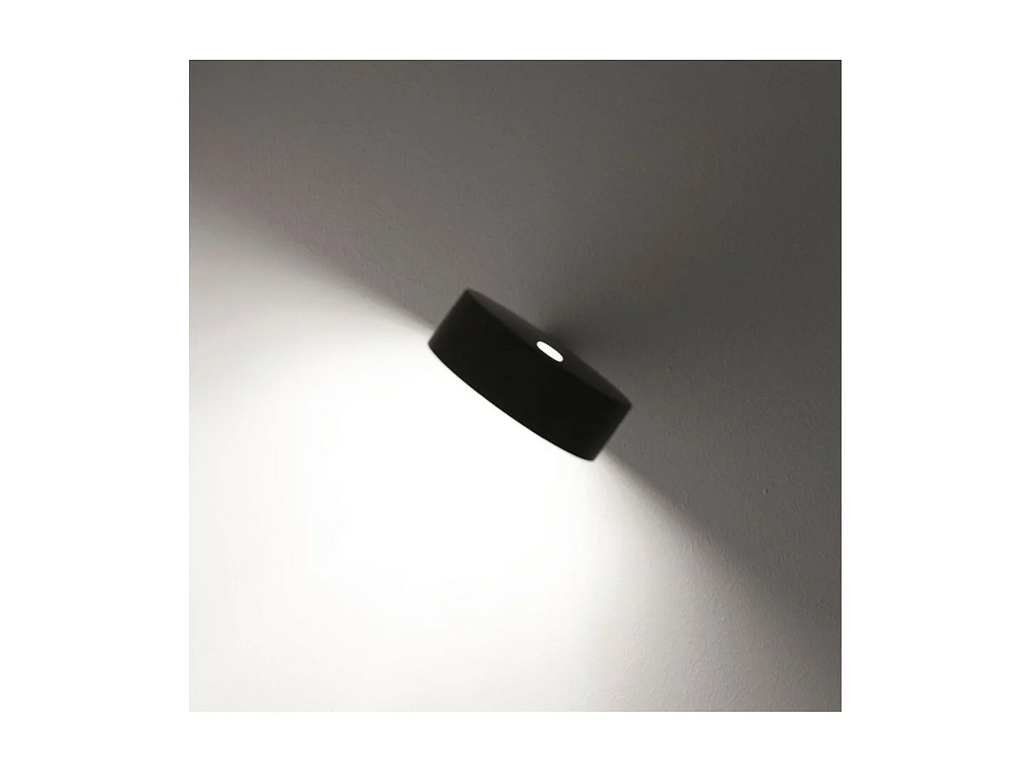 Zafferano SISTER LIGHT Piquete Wi-fi Candeeiro de pé inteligente Cobre recarregável e regulável