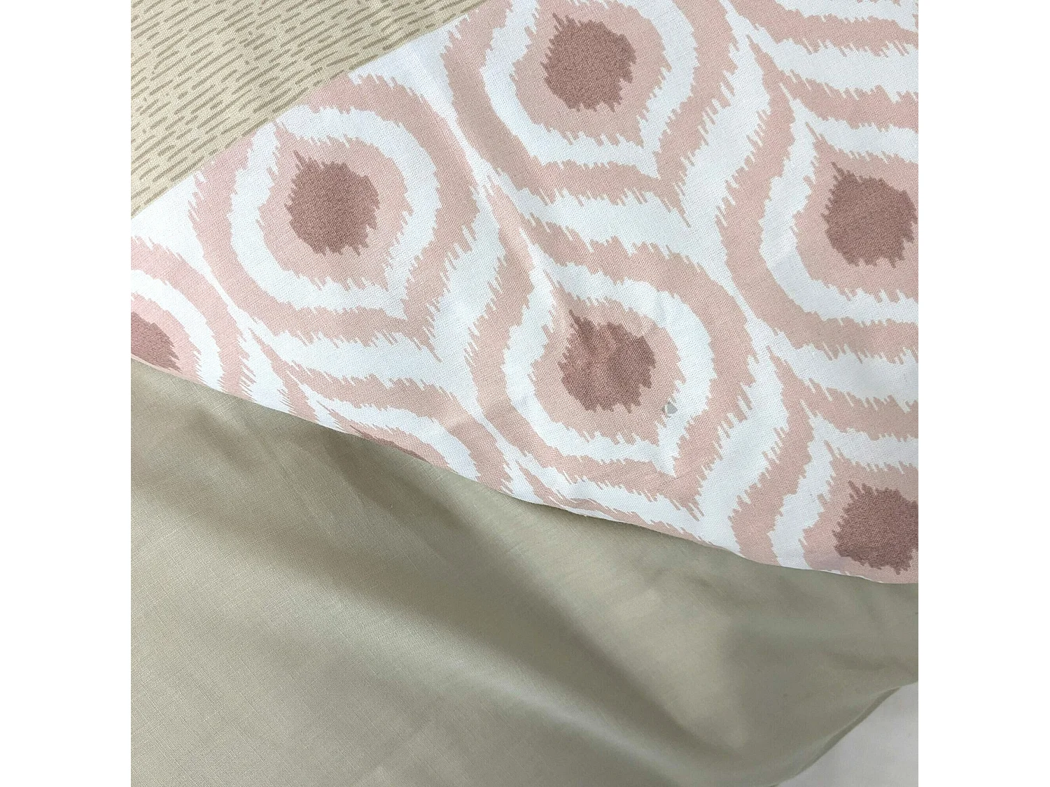 Parure de lit 3 pièces : housse 240x220 cm et taies 65x65 cm coton INOUK rose/beige