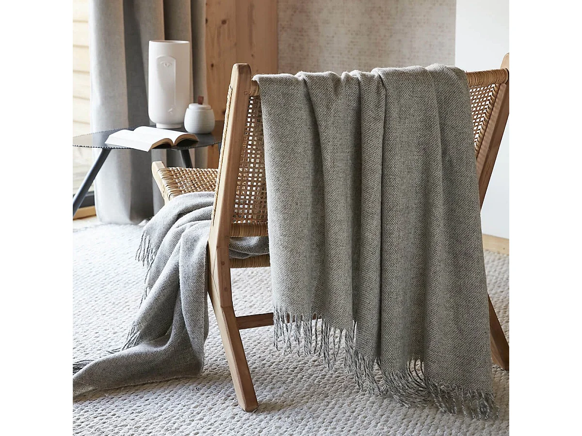 ELTON - Plaid à Franges 100% Laine 140x200cm Greige