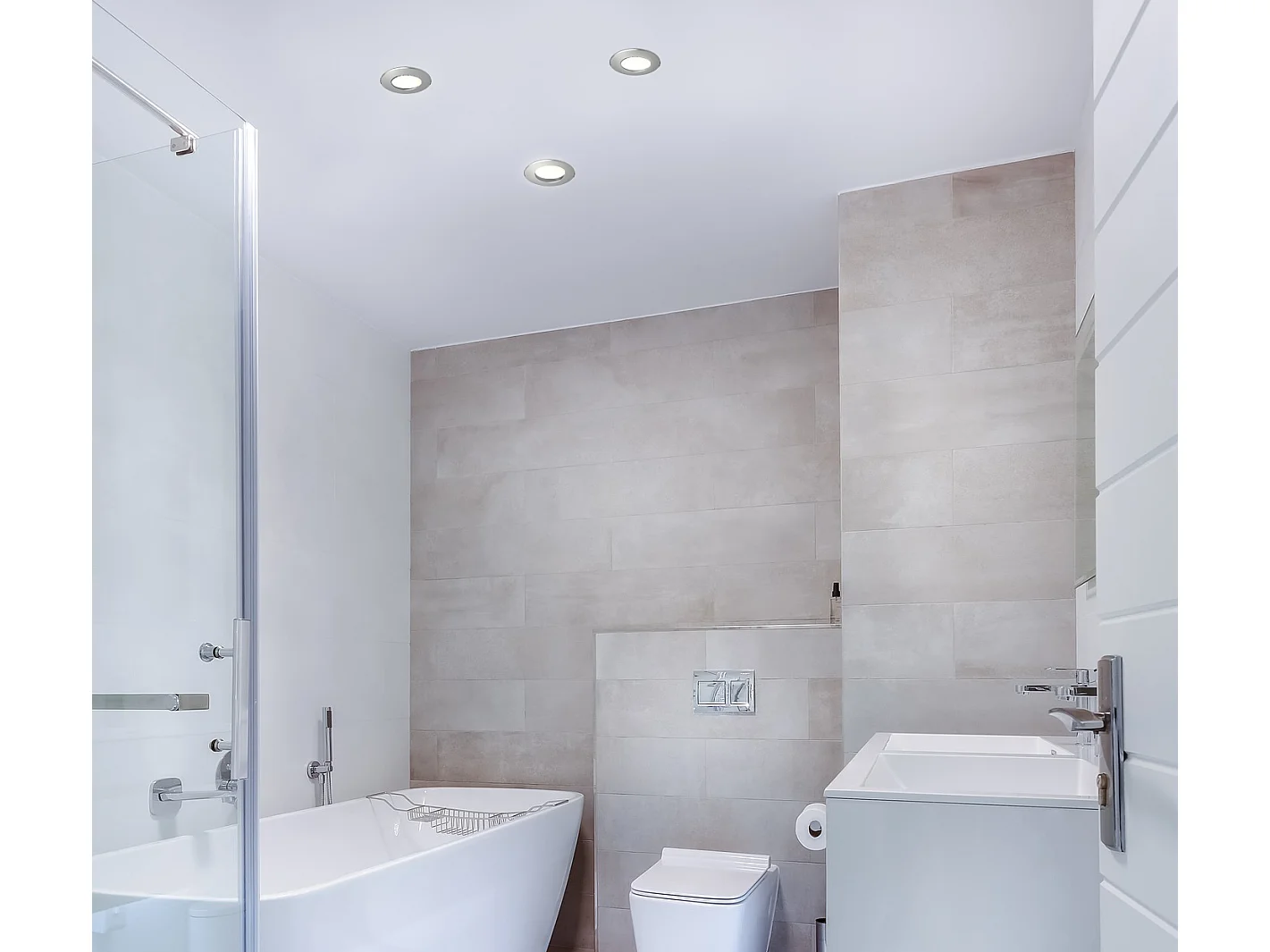 Spot dimmable spécial Salle de Bains (9W 520lm 2700K 38Â°) Alu - Voltman