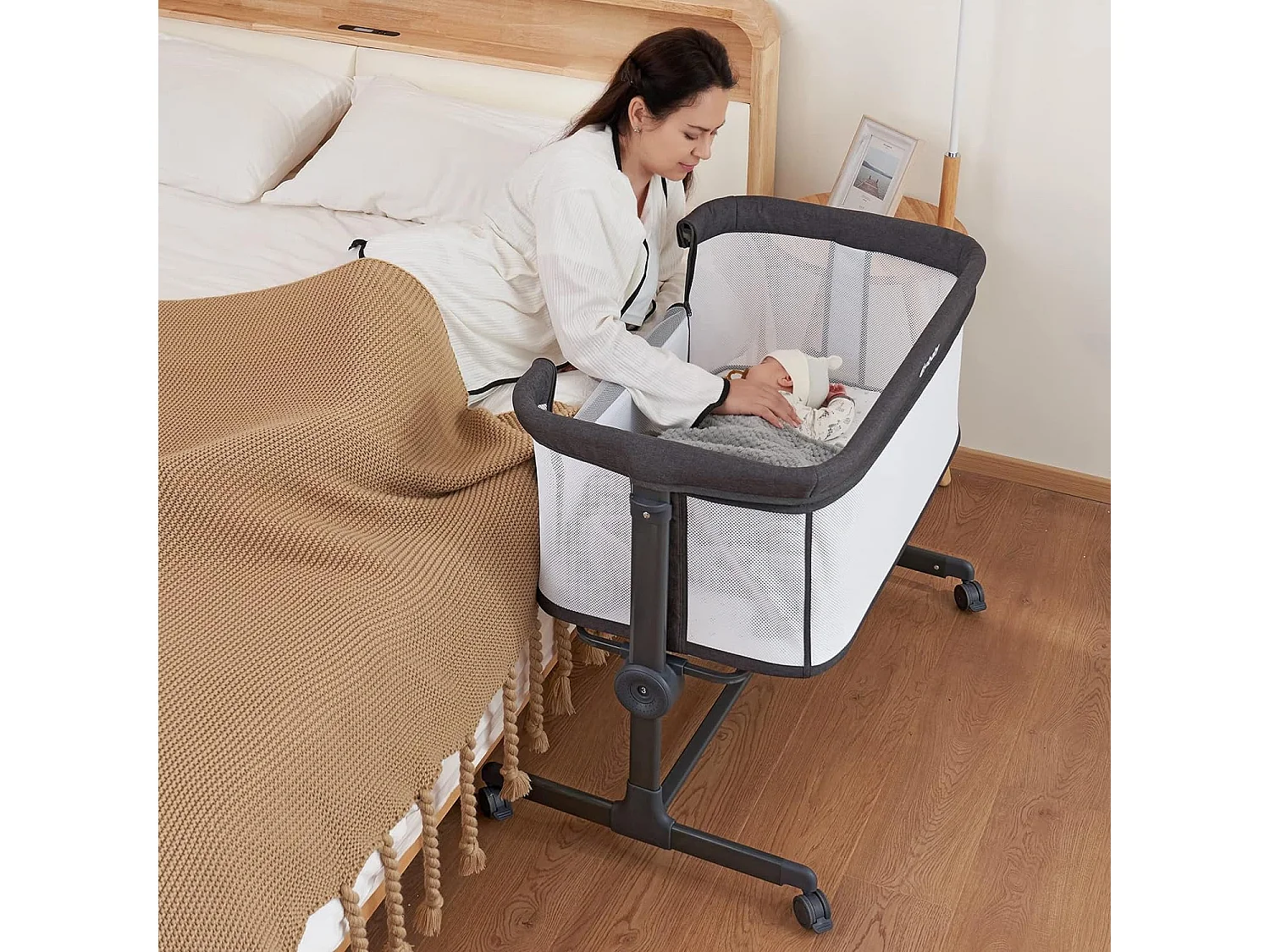 Ezebaby Lit Bébé Cododo 2 en 1,Lit Parapluie à 9 kg,Hauteur Réglable 7 Niveaux,Berceau Bébé avec Matelas,Côté Repliable,Maille Respirante - Gris Foncé