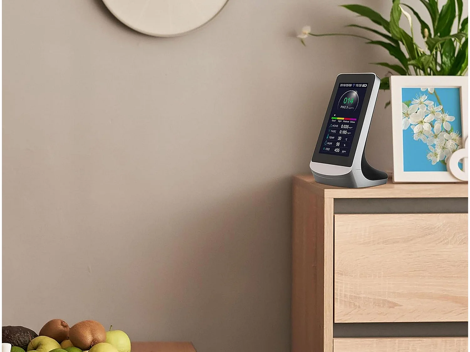 Station météo avec capteur PM2 et PM1.0 WIFI et 8 fonctions