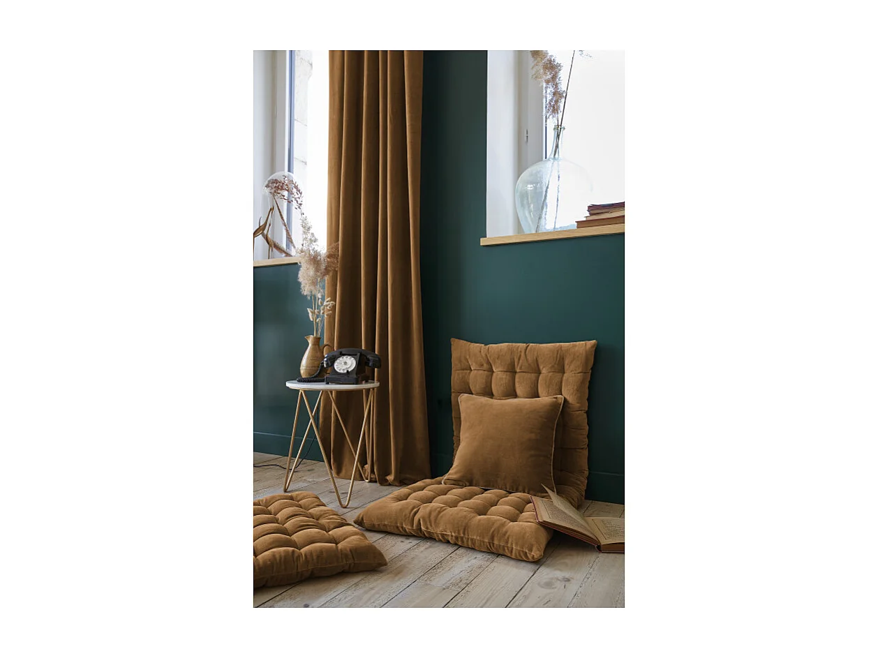 Coussin 45 x 45 cm velours de coton camel et jute - MIRABEL