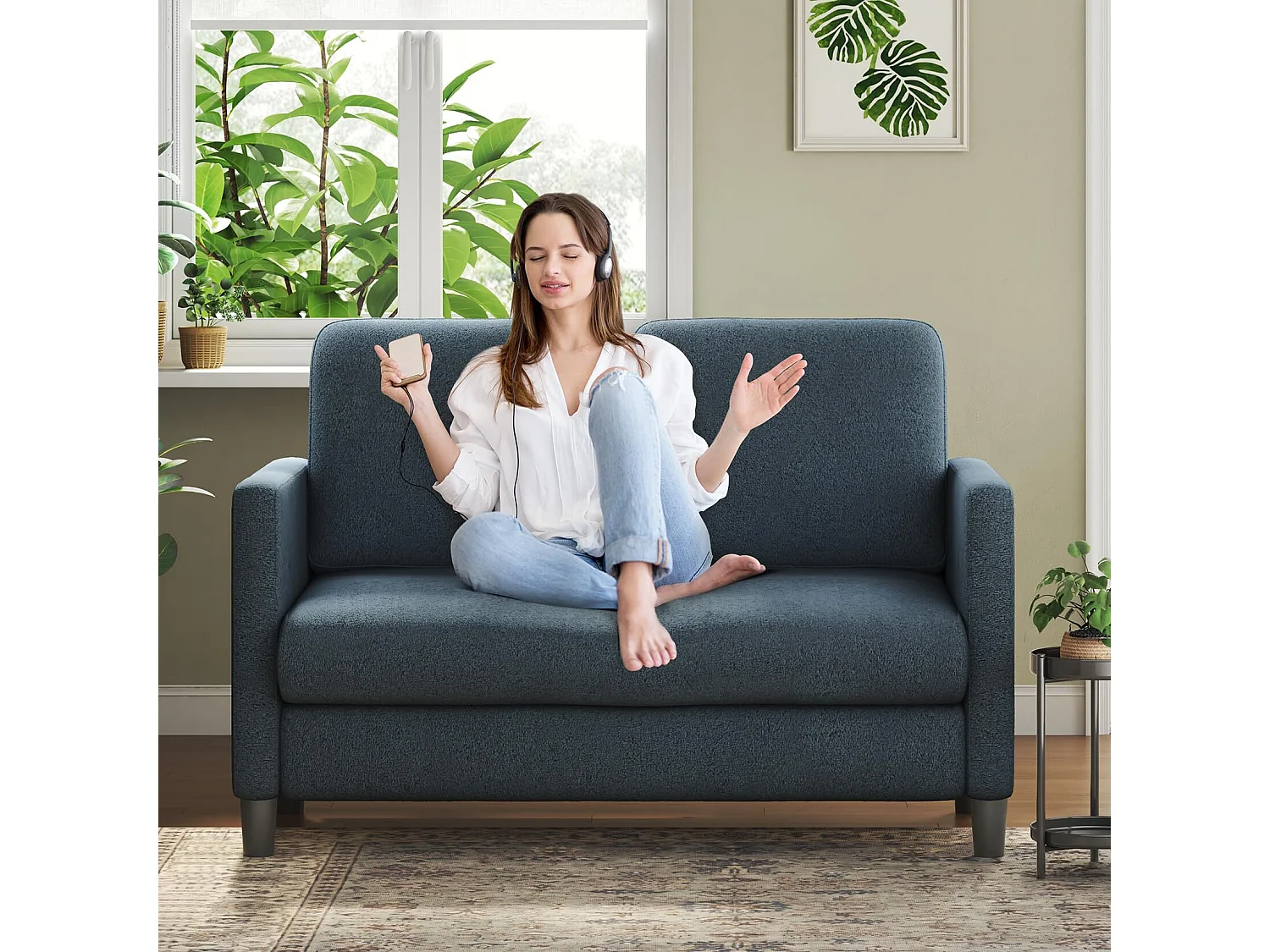 Canapé 2 places confort en Velours Teddy bleu, avec assise profonde de 55cm et accoudoirs - 128x78x89cm