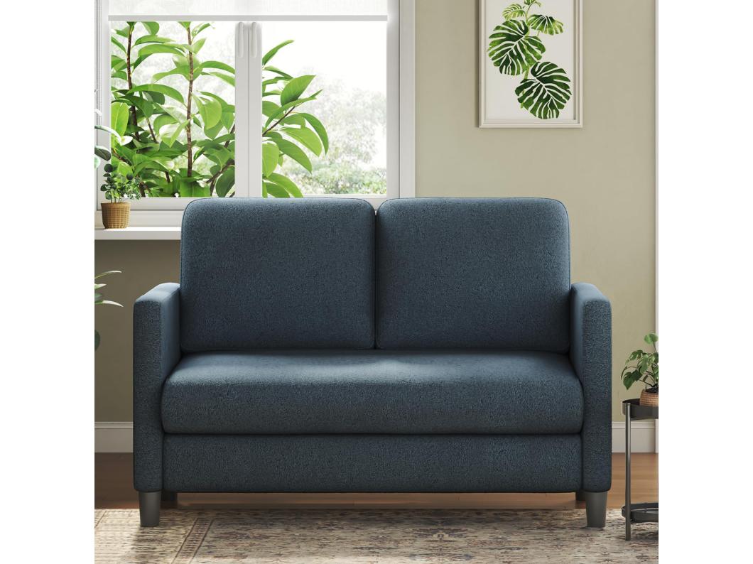 Sofá azul de veludo de pelúcia azul, com assento profundo de 55 cm e apoios de braços - 128x78x89cm
