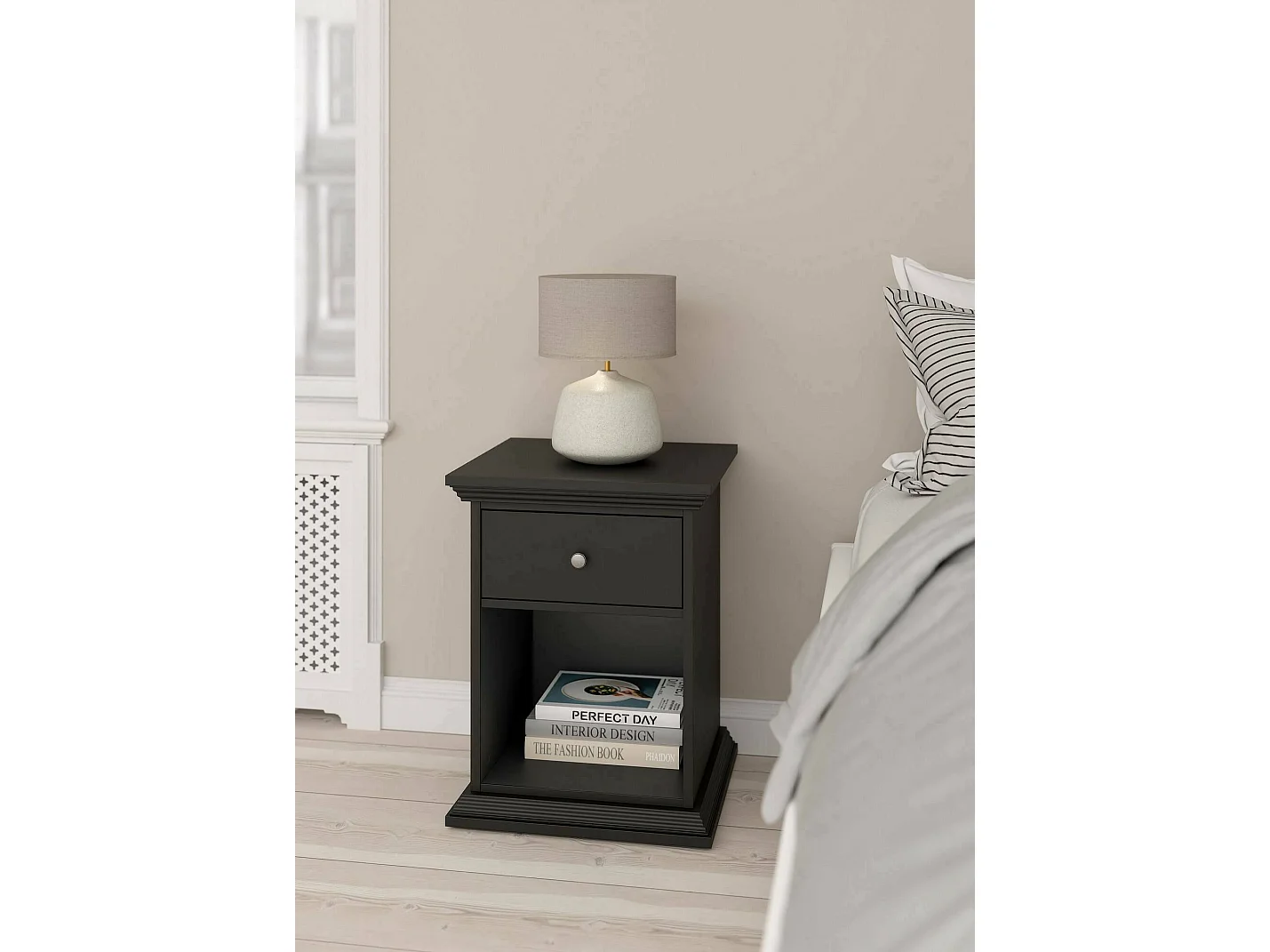 Dsaccan nachtkastje, Laag dressoir, Nachtkastje, Bedplank, 48x43 h63 cm, Zwart