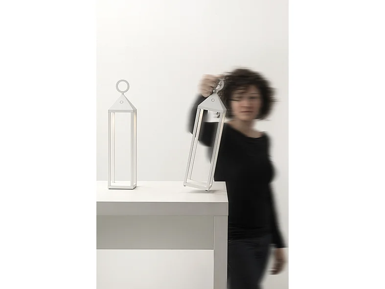 Lanterne Pic Nic LED moderne 2,2 W IP54 rechargeable et dimmable h. 67 cm anthracite