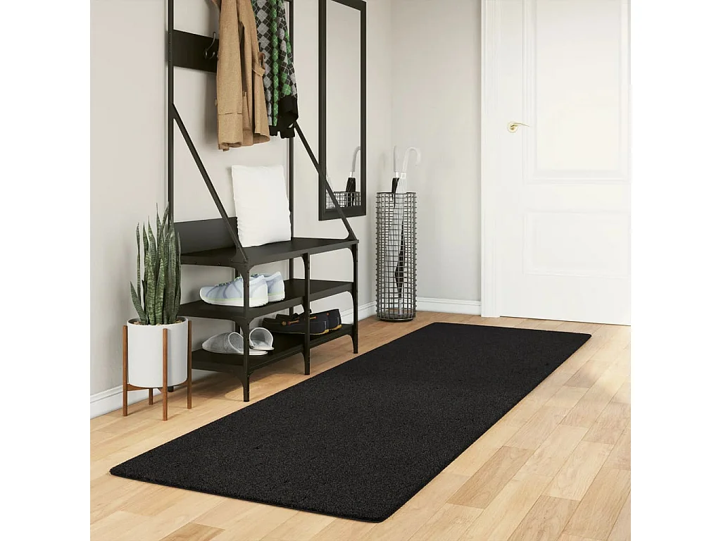 Hester  Tapis HUARTE à poils courts doux et lavable noir 80x250 cm