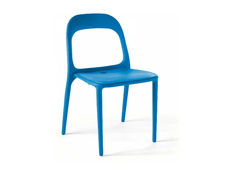 Chaise en plastique de jardin bleu