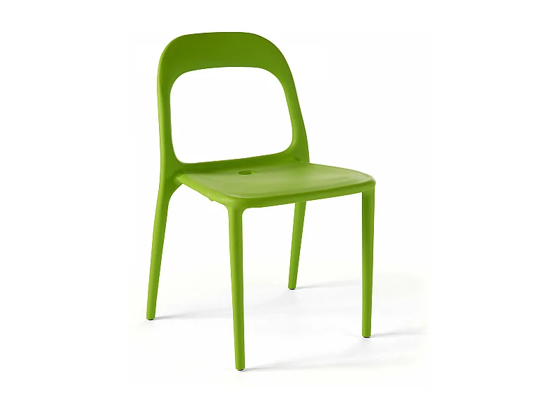 Chaise en plastique de jardin vert