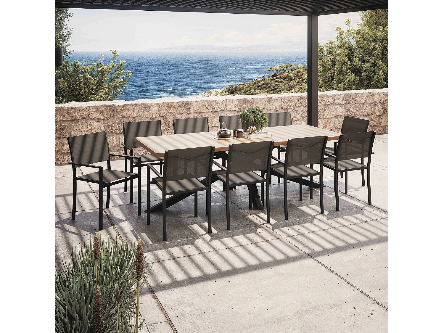 Table de jardin rectangulaire et 8 chaises en aluminium et acacia