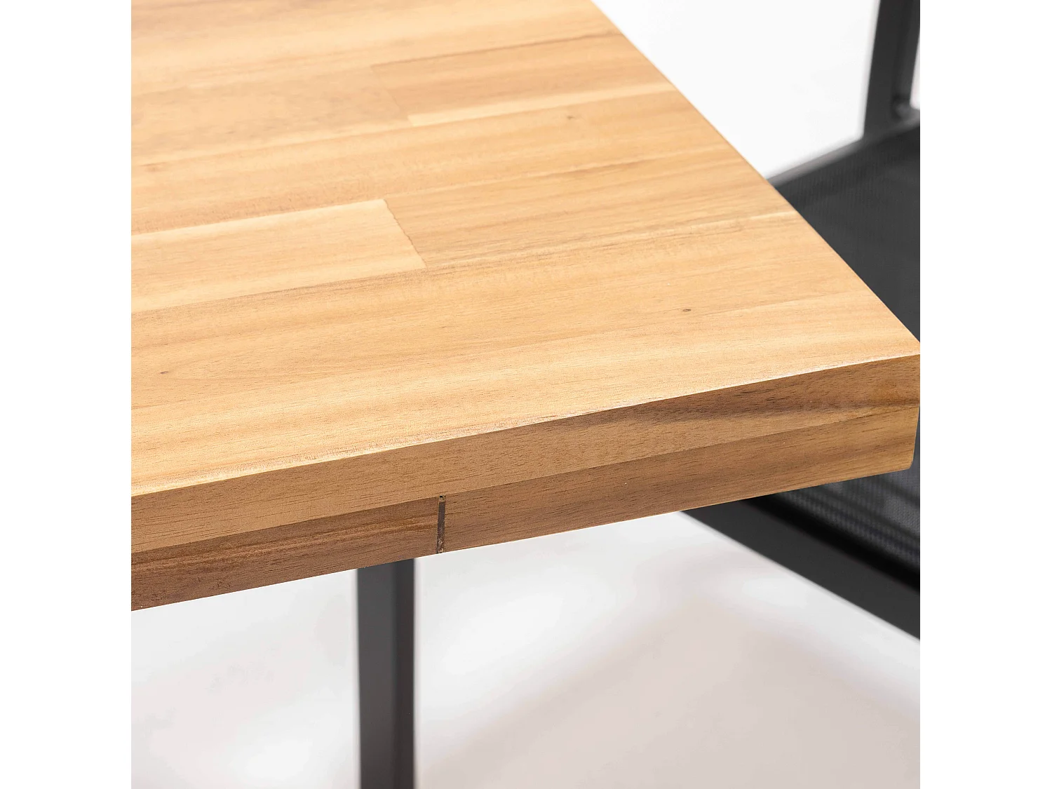 Table de jardin rectangulaire et 8 chaises en aluminium et acacia