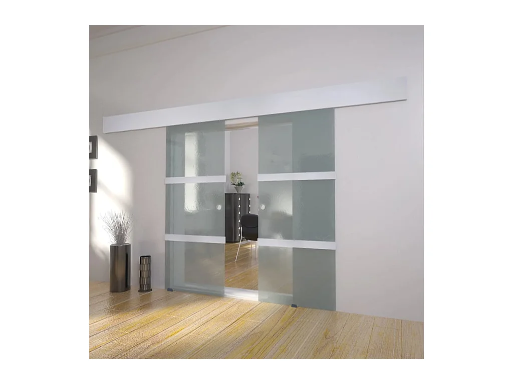 Doppelte Schiebetür aus Glas