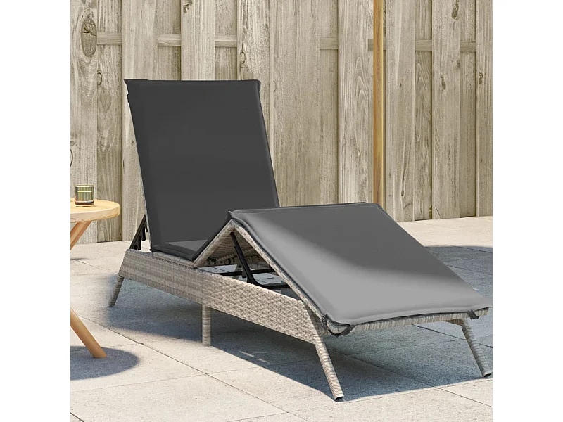 Chaise longue avec coussin gris clair résine tressée