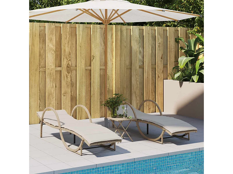 Chaises longues lot de 2 avec coussins beige résine tressée