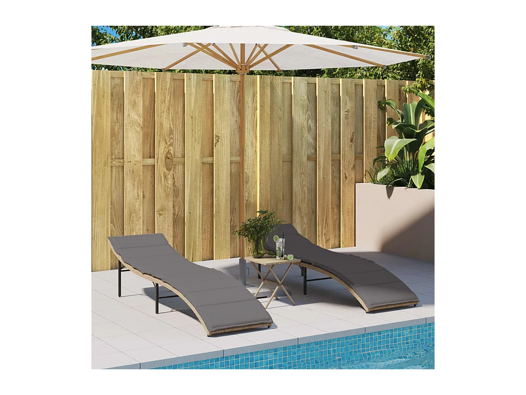 Chaises longues lot de 2 avec coussins beige résine tressée