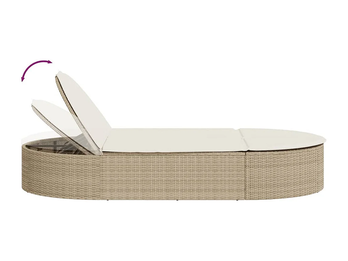 Sillón doble con cojines de resina tejida beige.