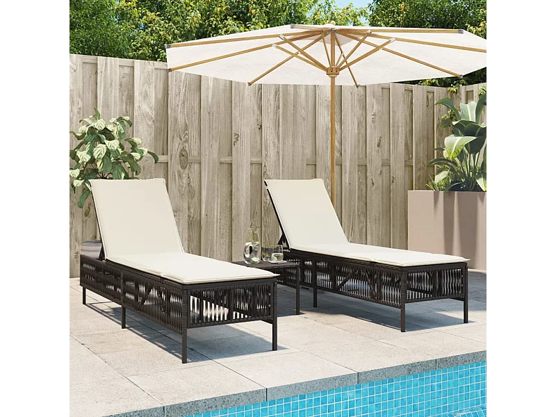 Ligstoelen set van 2 met bruin geweven hars tafel