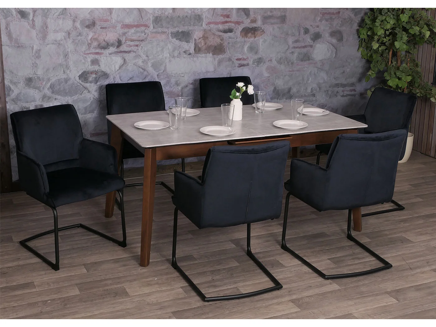 Freischwinger MCW-N60, Anthrazit-blau