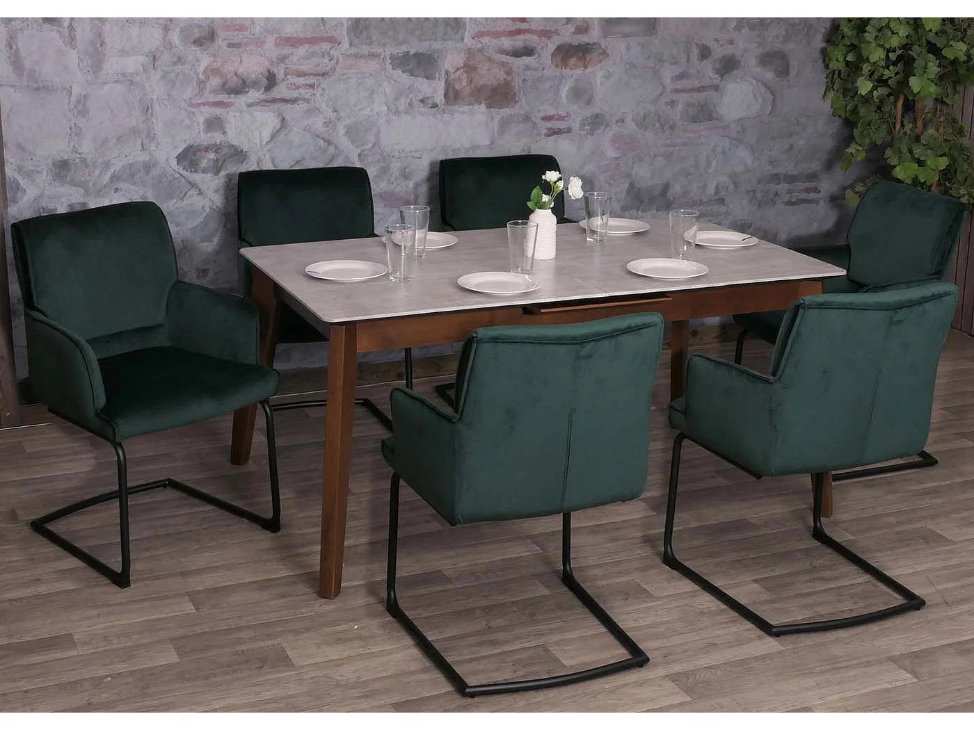 Freischwinger MCW-N60, Grün