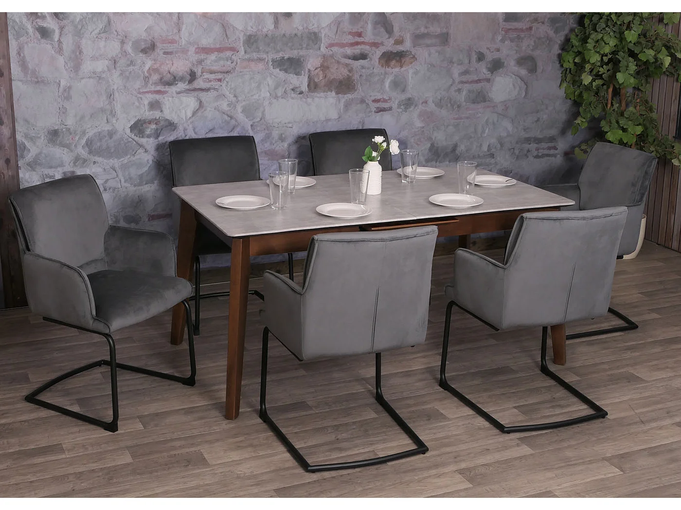 Freischwinger MCW-N60, Dunkelgrau