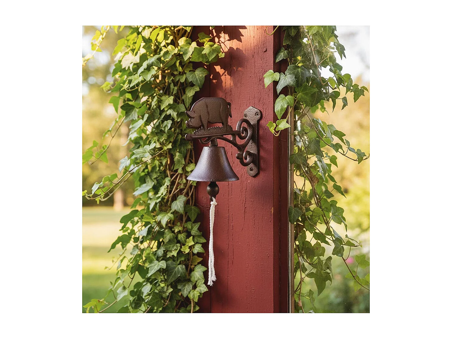 Cloche de jardin en fonte Cochon