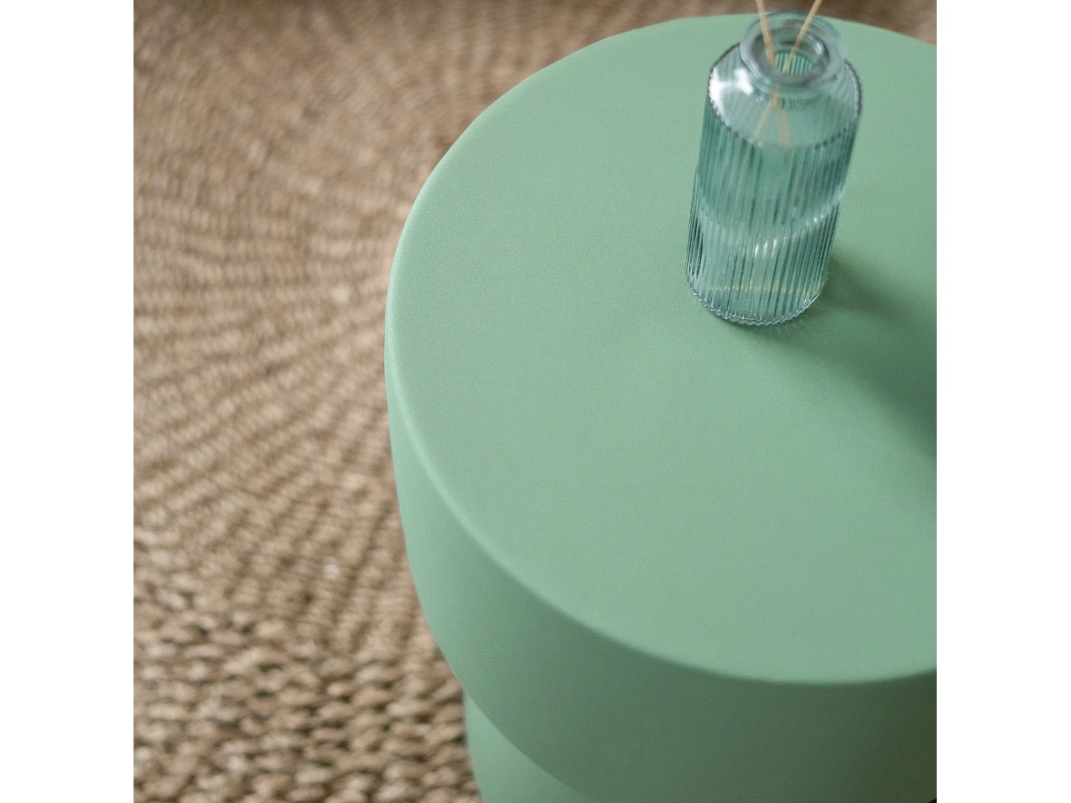Tavolino rotondo in metallo verde - Prisca