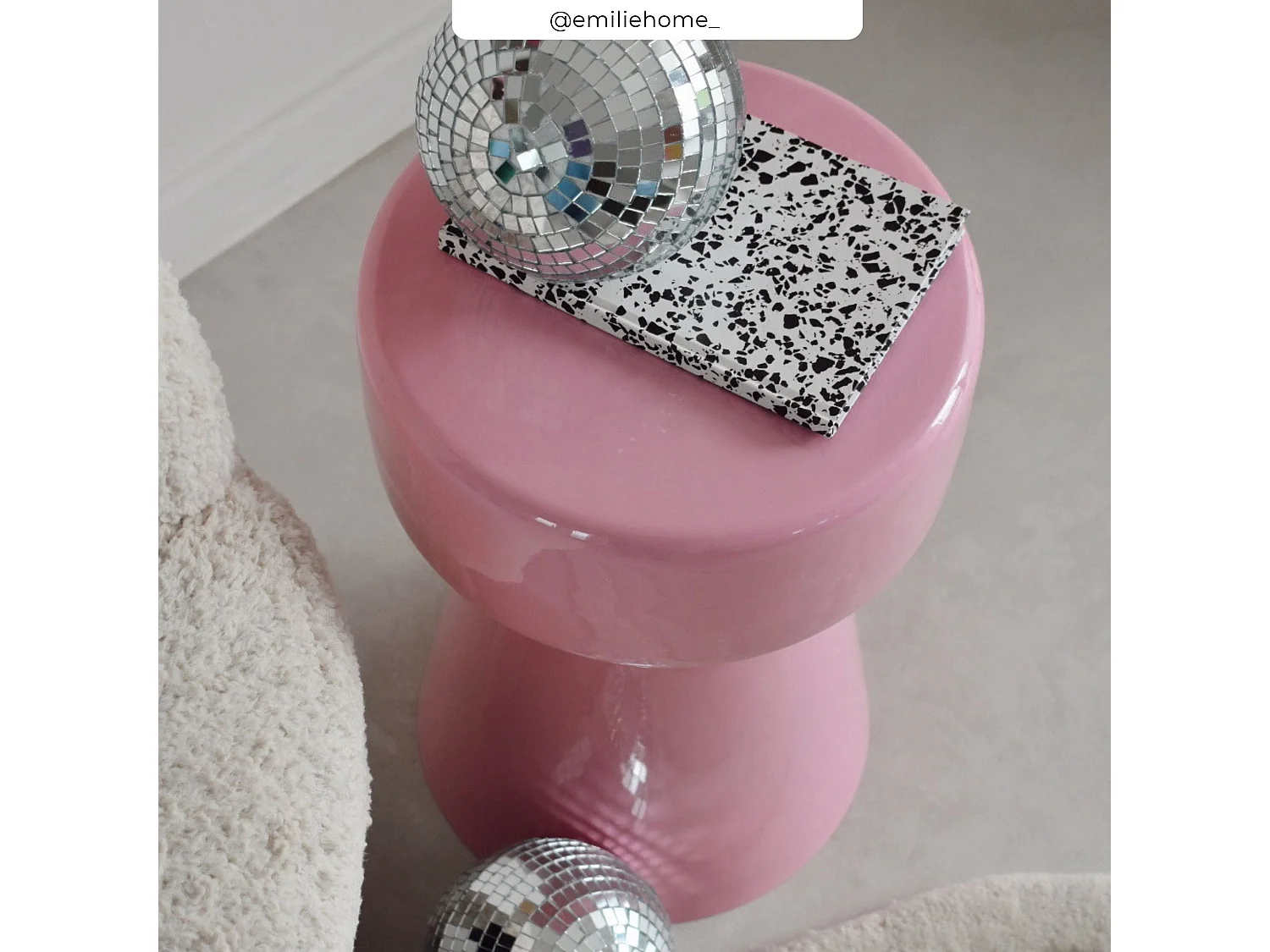 Tavolino rotondo in metallo rosa - Athéna