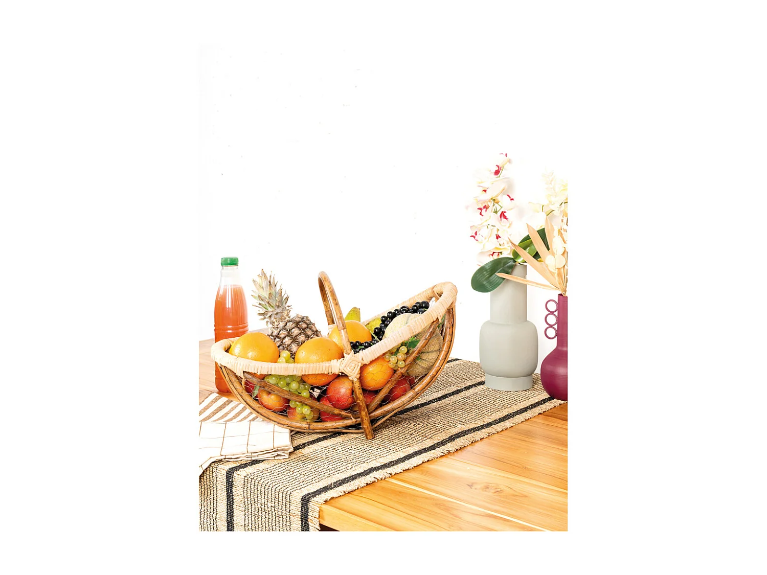 Panier en rotin et grillage