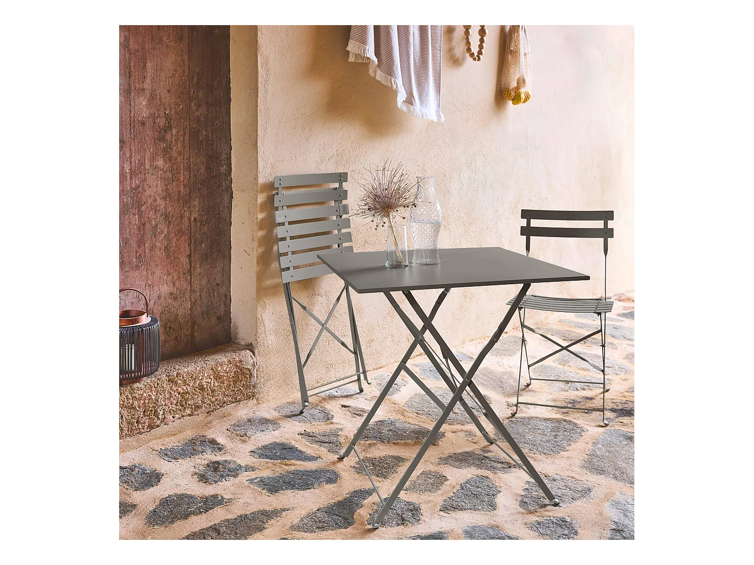Tavolo da giardino bistrot pieghevole in metallo con 2 sedie, 70x70cm,