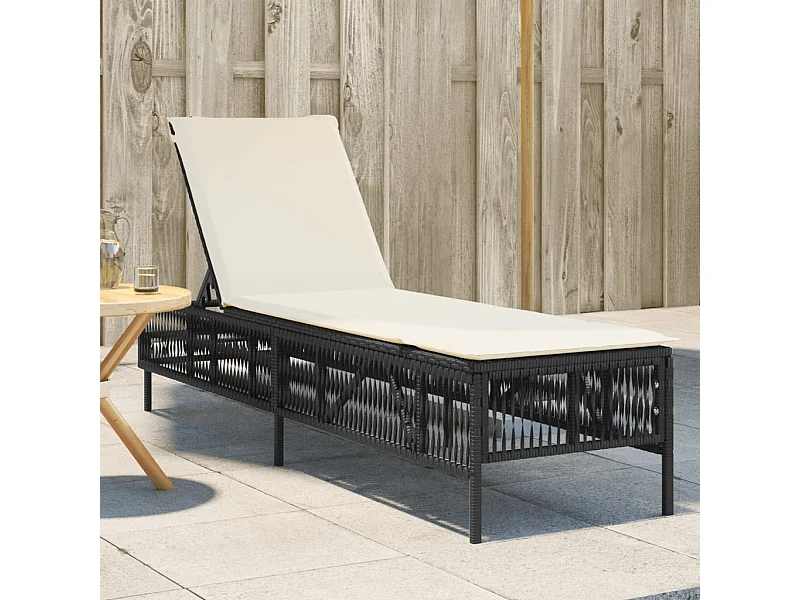 Chaise longue avec coussin noir résine tressée