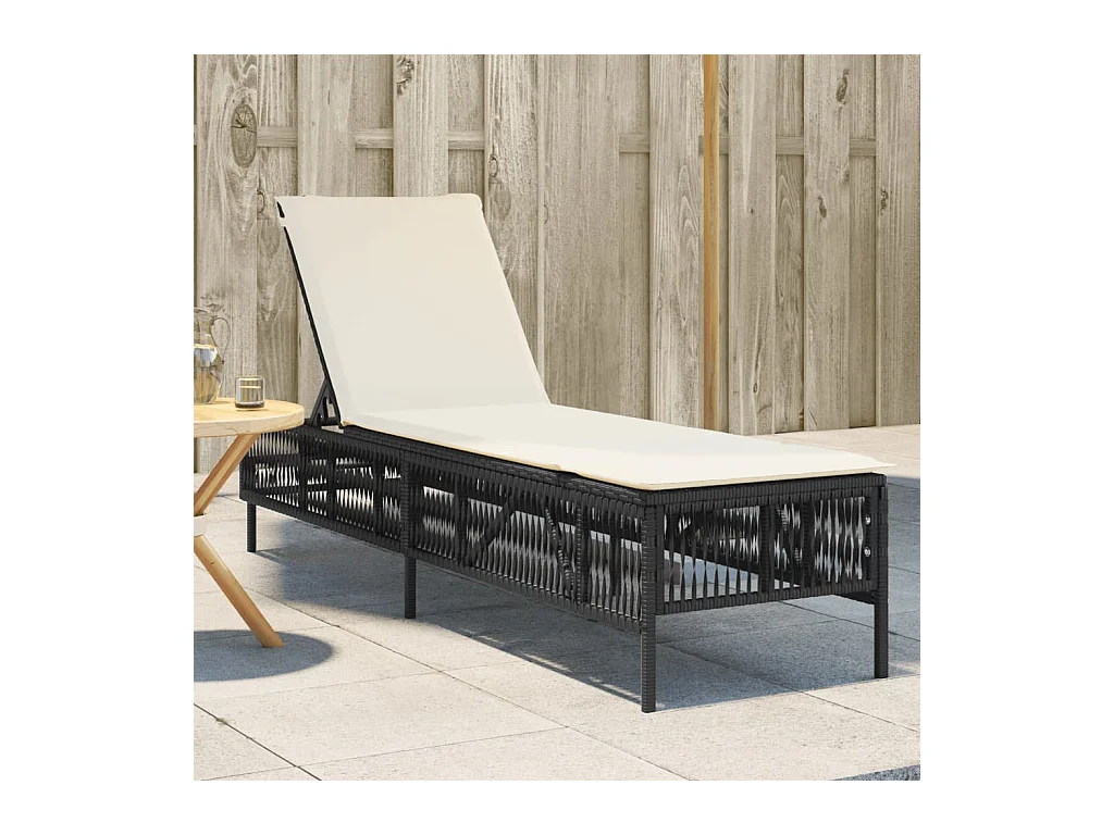 Chaise longue avec coussin noir résine tressée