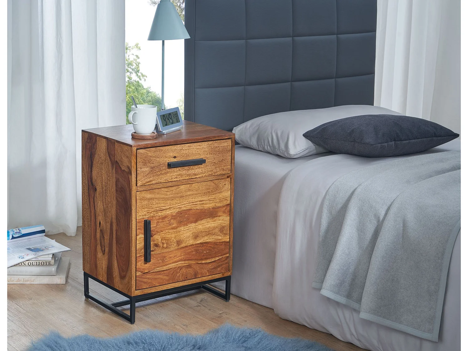 Nachttisch Sheesham Massivholz / Metall 45x35x65 cm Nachtschrank Boxspringbett, Design