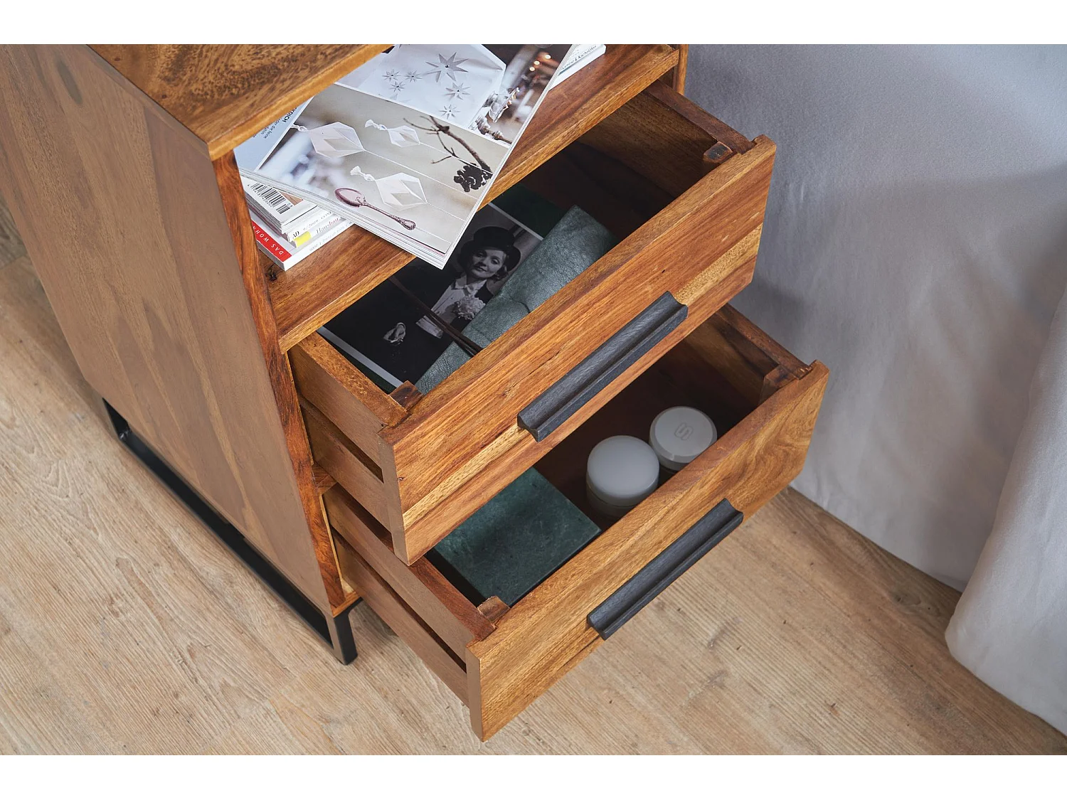 Nachtkastje Boxspring Sheesham Massief Hout en Metaal 40x35x66 cm | Nachtkast Hoog Moderne met Opbergruimte | Design Bijzettafel met 2 Lades