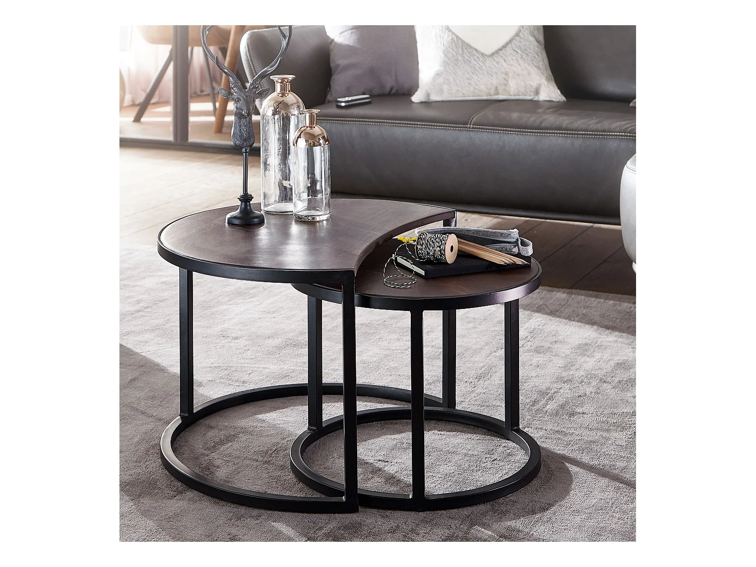 set de 2 tables basses Table de salon en bois massif / métal Mango rond | Table d'appoint industrielle avec pieds en métal noir | Table gigogne 2 pièces en bois