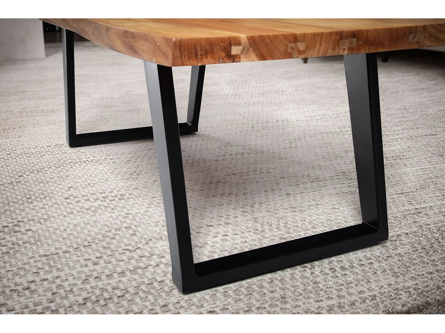 Couchtisch 120x60x46 cm Akazie Massivholz / Metall Baumkante, Design Wohnzimmertisch Rechteckig,