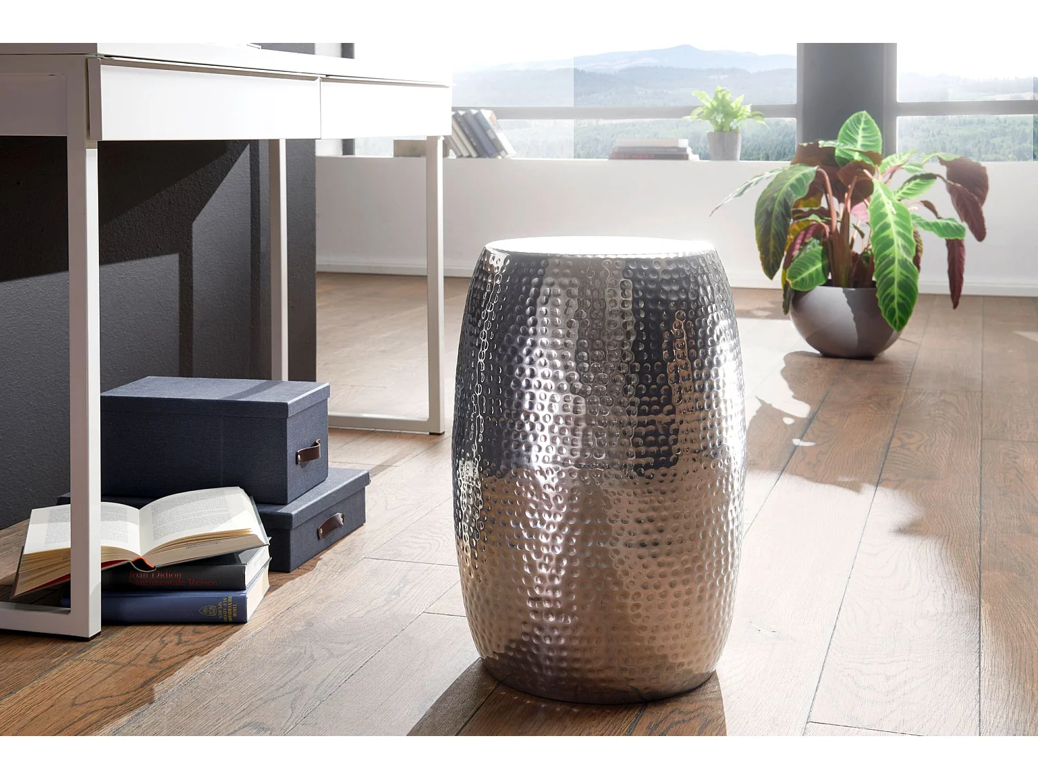Beistelltisch 30x49,5x30cm Aluminium Silber Dekotisch orientalisch rund, Kleiner Hammerschlag