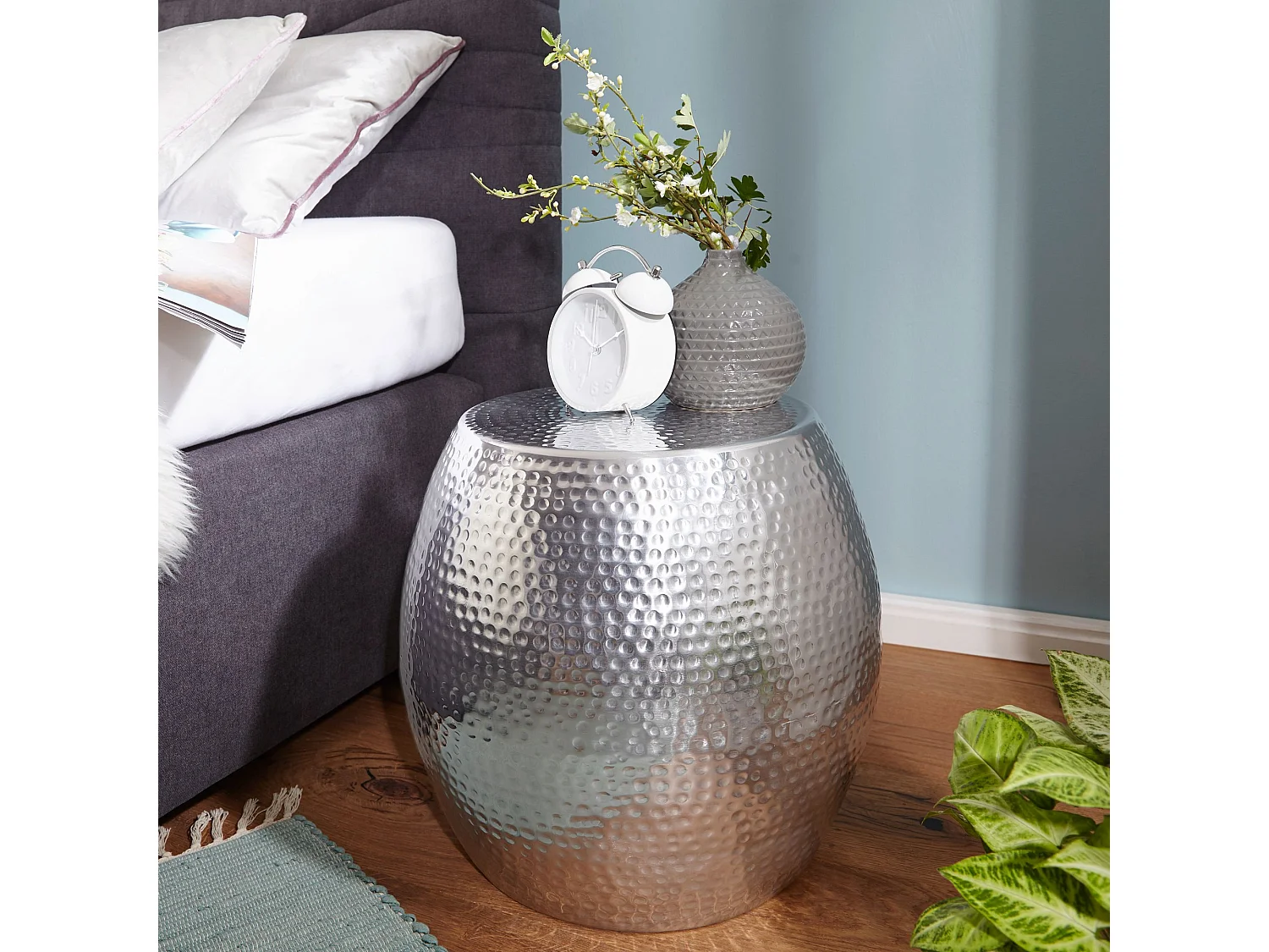 tabel PETRO 42 x 42 x 42 cm aluminiumzilverkleurig Dekotisch Oriental round | Designtafeltafel metaal Modern | Antischisch Schmal | Kleine Hammerschlag Abstelltisch