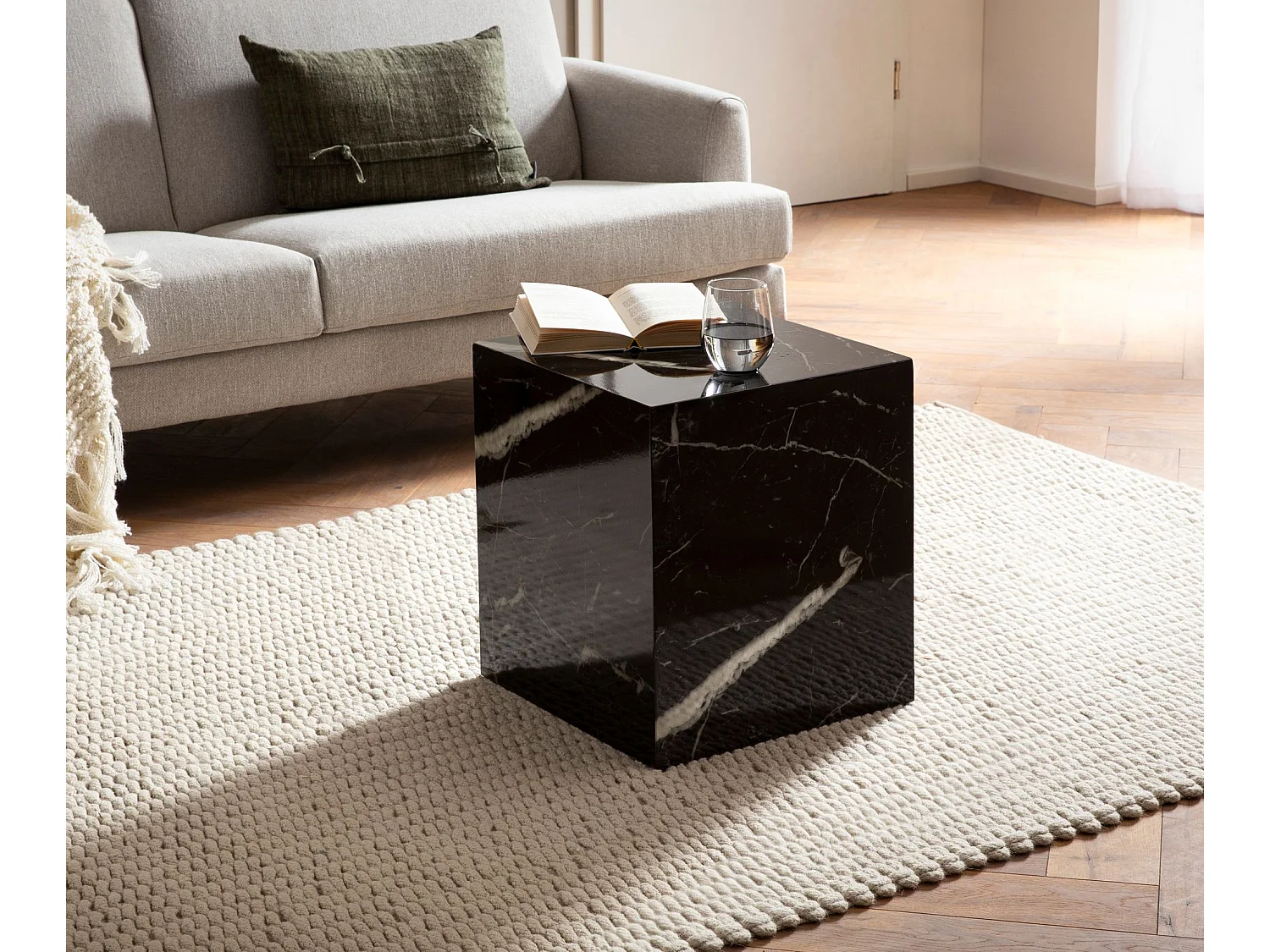 Couchtisch MONOBLOC 40x40x45 cm Schwarz Hochglanz mit Marmor Optik, Wohnzimmertisch Cube