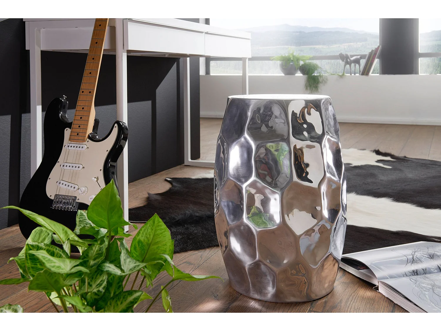 table d'appoint JADA 30x47x30cm table d'argent en aluminium oriental rond | Petite Hammerschlag