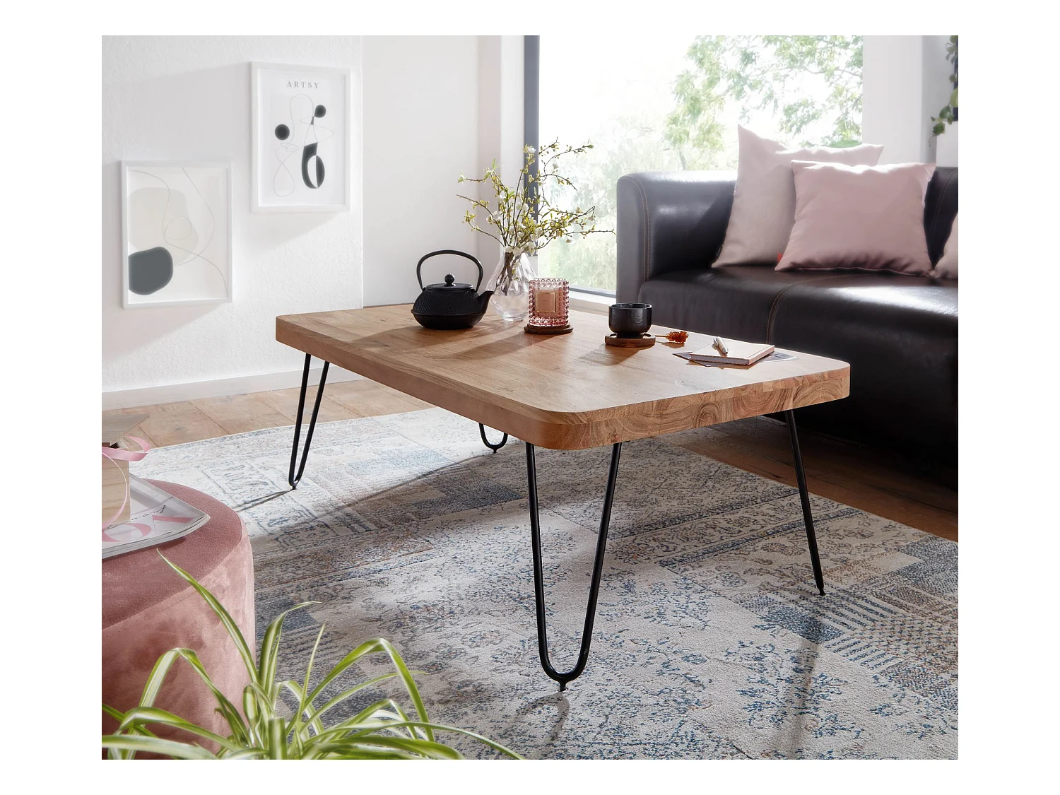table basse BAGLI en bois massif d'acacia 115 cm de large table de salon design pieds en métal table d'appoint de style campagnard