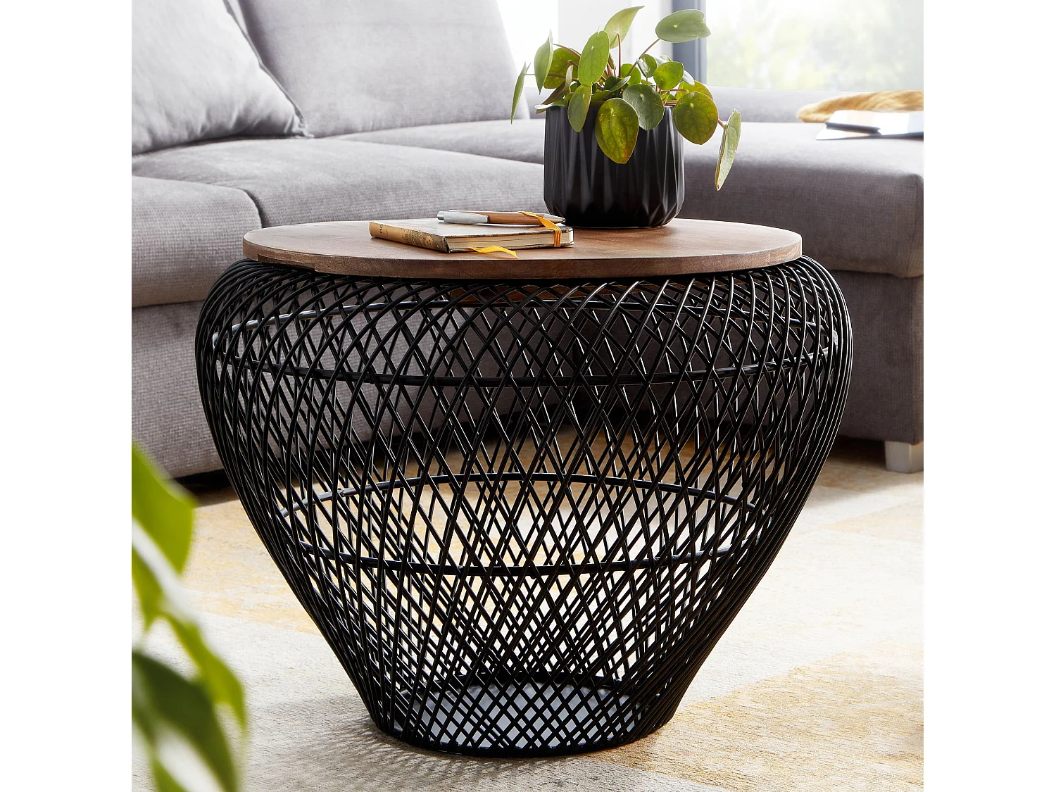 Mesa de Centro Moderna Redonda 60x60x45 cm Metal y Madera Maciza de Mango | Mesa Auxiliar Negra con Almacenaje para Salón | Mesita Café para Sofá