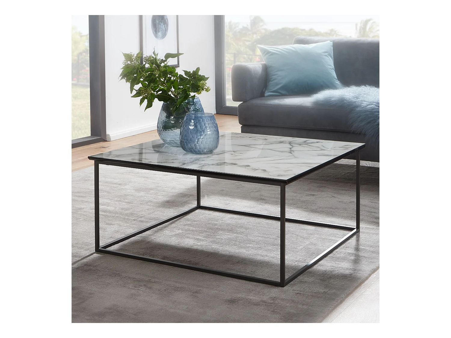 basse  carrée 80x38x80 cm aspect marbre blanc | Table de salon avec structure en métal noir | Table décorative moderne