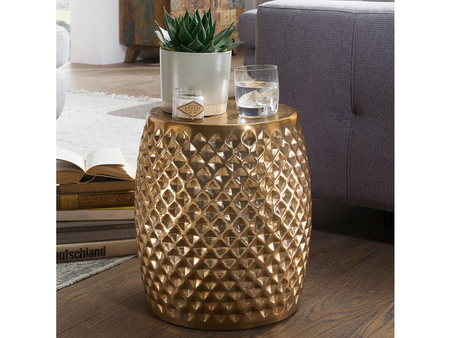 SINGING SITA 32x42x32 cm table de service en aluminium ronde orientale en or | Table basse plate