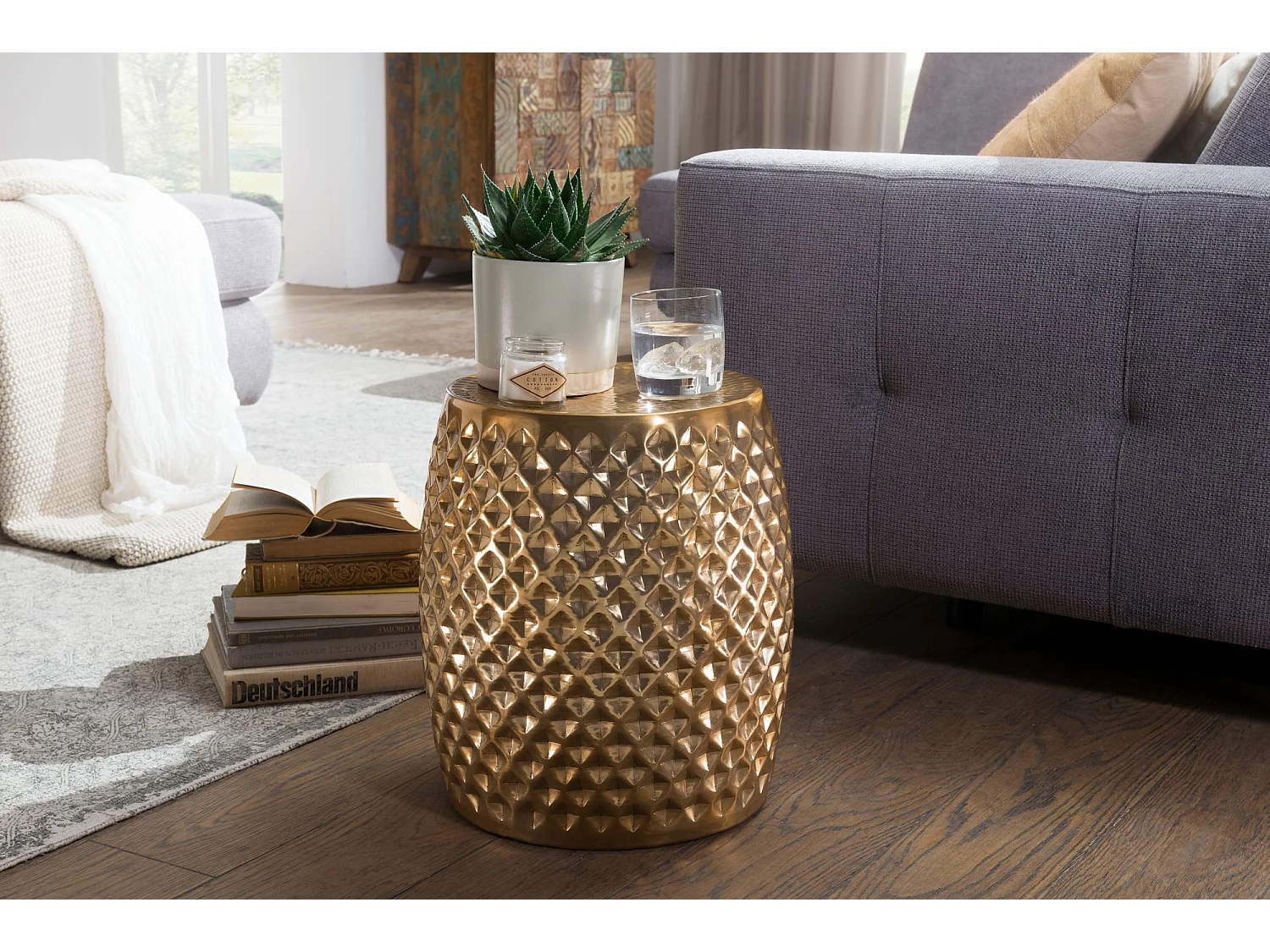 SINGING SITA 32x42x32 cm table de service en aluminium ronde orientale en or | Table basse plate