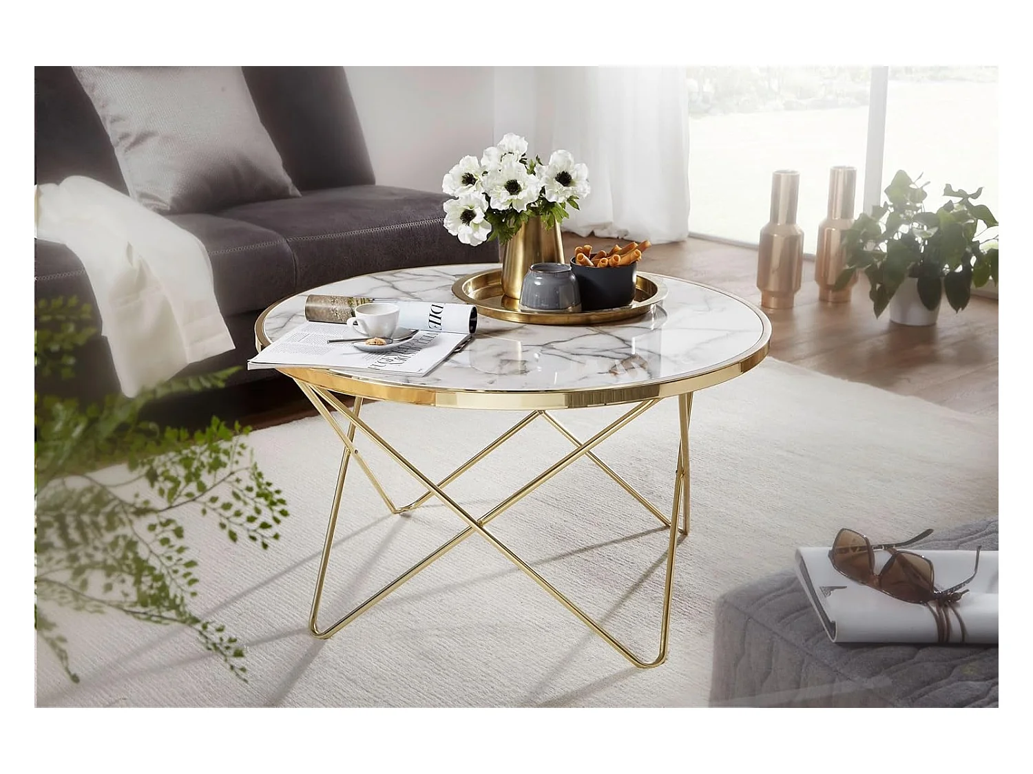 Table basse design  aspect marbre blanc rond Ø 85 cm structure métal doré | Grande table de salon